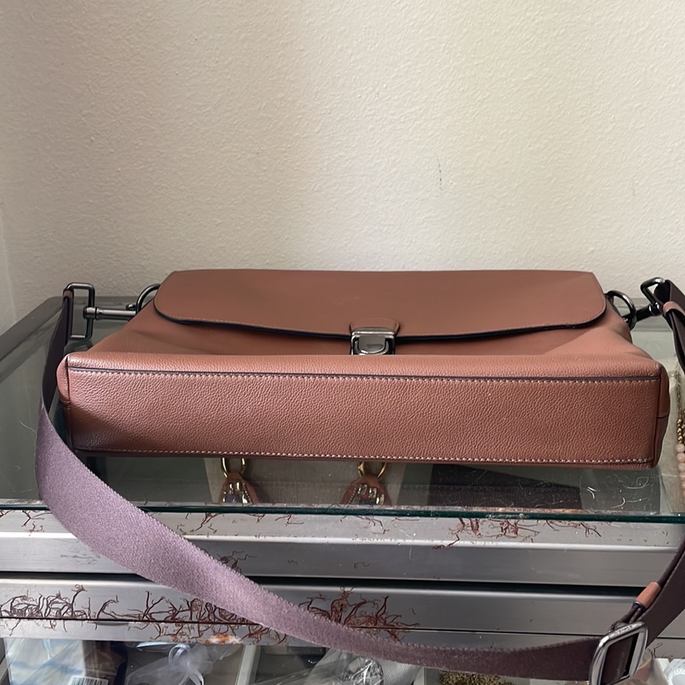 Coach soft brief/laptop messenger - Picture 4 of 11